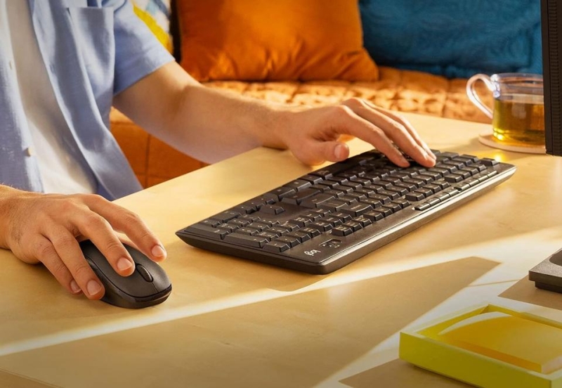 The Quietest Keyboards You Can Buy When Silence Is Golden